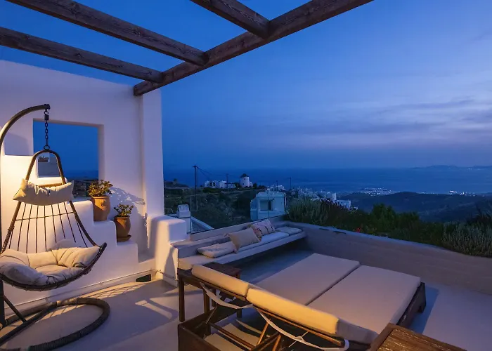 Sea Breeze Triantaros Tinos * Triandáros