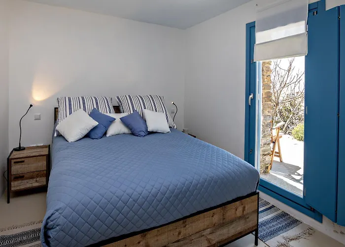 Sea Breeze Triantaros Tinos Villa