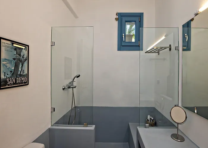 Sea Breeze Triantaros Tinos Villa *