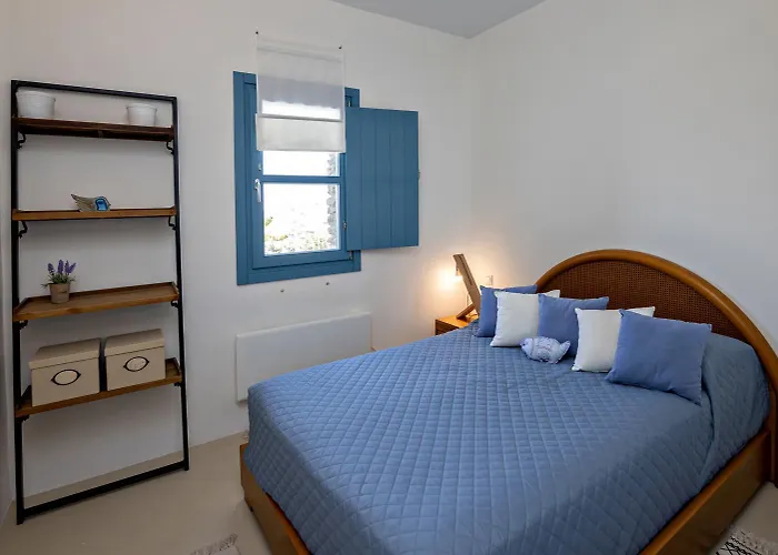 Sea Breeze Triantaros Tinos Villa Triandáros