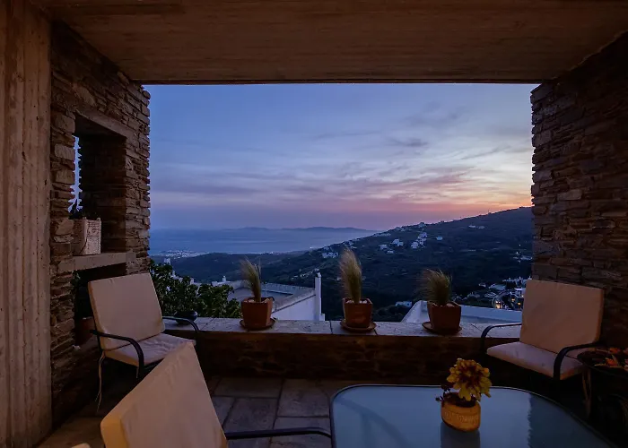 Sea Breeze Triantaros Tinos Villa