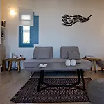 Sea Breeze Triantaros Tinos Villa *