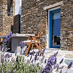 Villa Sea Breeze Triantaros Tinos Triandáros