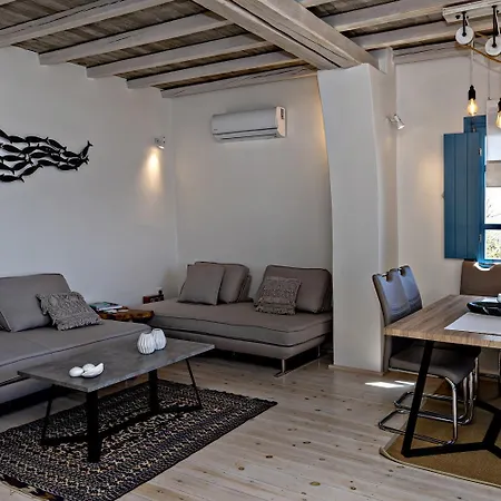 Sea Breeze Triantaros Tinos Villa *