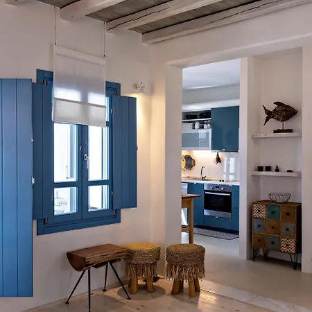 Sea Breeze Triantaros Tinos