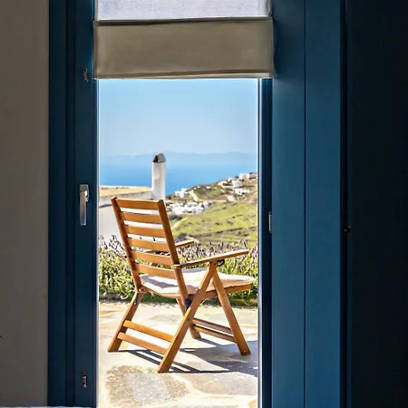 Sea Breeze Triantaros Tinos Triandáros