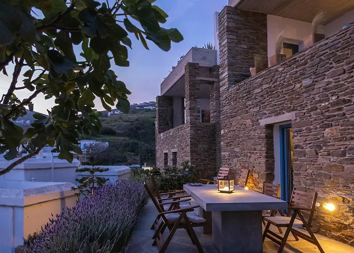 Sea Breeze Triantaros Tinos *