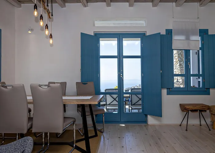 Sea Breeze Triantaros Tinos