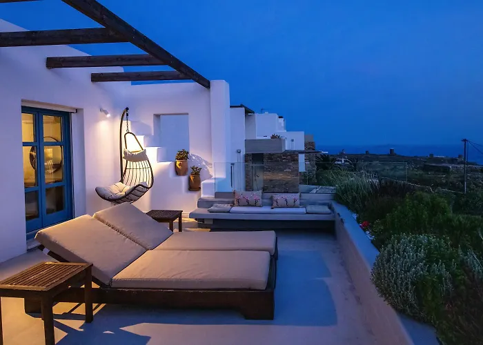 Sea Breeze Triantaros Tinos *