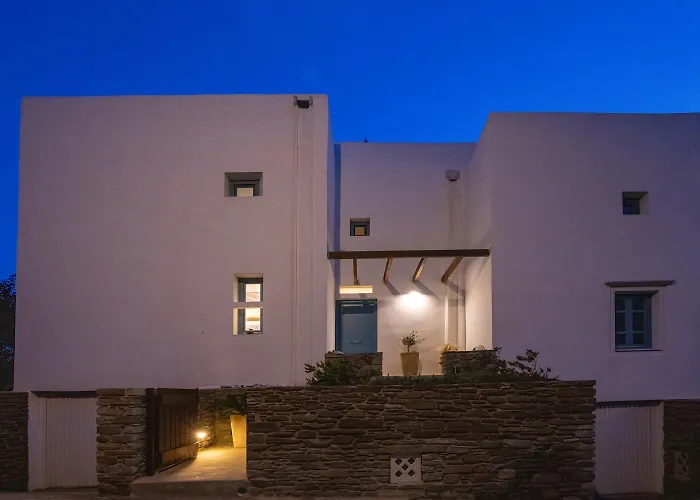 Sea Breeze Triantaros Tinos Villa *